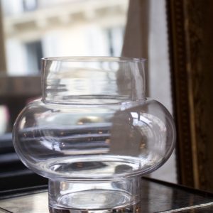 dealeuse-boutique-decoration-mobilier-luminaires-luminaire-vases-vase-lampes-lampe-laiton-marbre-vintage-paris