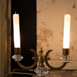 dealeuse-boutique-decoration-mobilier-luminaires-luminaire-vases-vase-lampes-lampe-bougeoir-bougeoirs-laiton-cristal-verre-vintage-paris