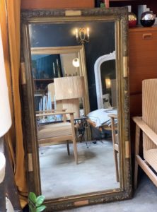 dealeuse-boutique-decoration-mobilier-luminaires-luminaire-vases-vase-lampes-lampe-laiton-marbre-vintage-miroir-miroirs-ancien-paris