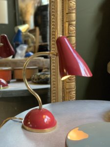 dealeuse-boutique-decoration-mobilier-luminaires-luminaire-vases-vase-lampes-lampe-laiton-vintage-paris