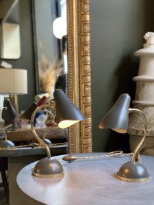 dealeuse-boutique-decoration-mobilier-luminaires-luminaire-vases-vase-lampes-lampe-laiton-vintage-paris