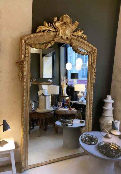 dealeuse-boutique-decoration-mobilier-luminaires-luminaire-vases-vase-lampes-lampe-laiton-marbre-vintage-miroir-miroirs-ancien-paris