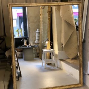 dealeuse-boutique-decoration-mobilier-luminaires-luminaire-vases-vase-lampes-lampe-laiton-marbre-vintage-miroir-miroirs-ancien-paris