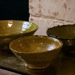 dealeuse-boutique-decoration-mobilier-luminaires-luminaire-vases-vase-lampes-lampe-laiton-marbre-vintage-bougeoir-bougeoirs-tamegroute-art-de-la-table-vaisselle-vaisselles-paris