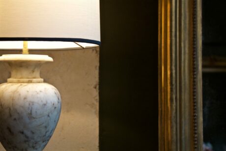 dealeuse-boutique-decoration-mobilier-luminaires-luminaire-vases-vase-lampes-lampe-laiton-vintage-paris