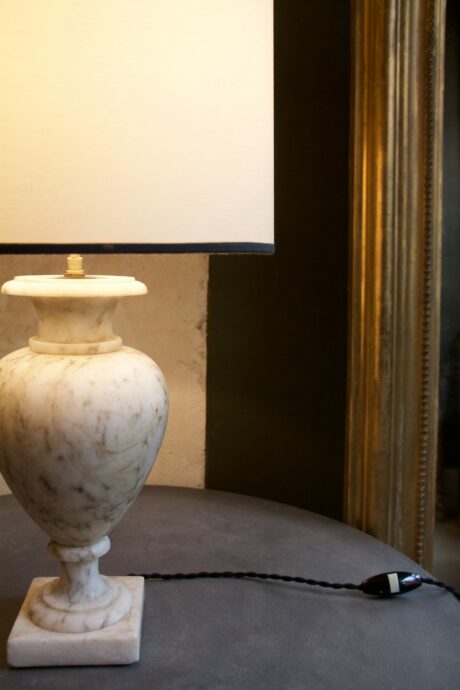 dealeuse-boutique-decoration-mobilier-luminaires-luminaire-vases-vase-lampes-lampe-laiton-vintage-paris