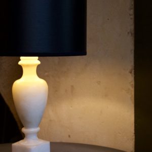 dealeuse-boutique-decoration-mobilier-luminaires-luminaire-vases-vase-lampes-lampe-laiton-vintage-paris