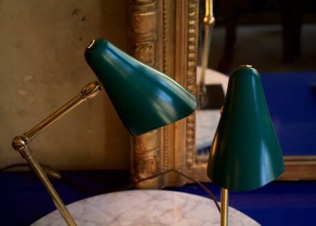 dealeuse-boutique-decoration-mobilier-luminaires-luminaire-vases-vase-lampes-lampe-laiton-vintage-paris