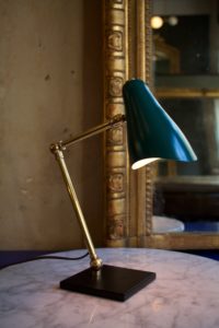 dealeuse-boutique-decoration-mobilier-luminaires-luminaire-vases-vase-lampes-lampe-laiton-vintage-paris