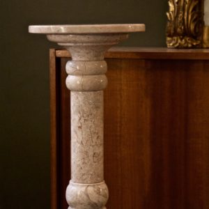 dealeuse-boutique-decoration-mobilier-luminaires-luminaire-colonne-laiton-marbre-vintage-paris