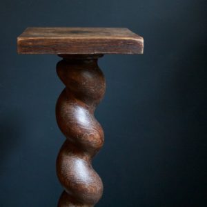 dealeuse-boutique-decoration-mobilier-luminaires-luminaire-vases-vase-lampes-lampe-laiton-marbre-vintage-colonne-bois-ancien-paris