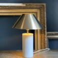 Lampe en marbre blanc