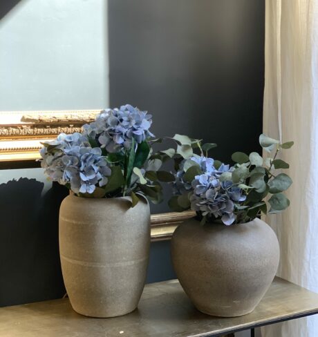 dealeuse-boutique-decoration-mobilier-luminaires-luminaire-vases-vase-lampes-lampe-laiton-vase-ceramique-grise-paris