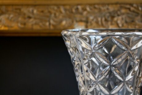 dealeuse-boutique-decoration-vase-objet-vintage-paris-verre-moulé