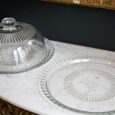 Grande cloche en verre ancienne