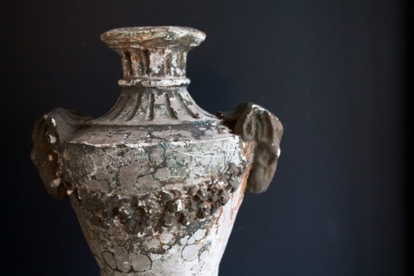 dealeuse-boutique-decoration-mobilier-luminaires-luminaire-vases-vase-lampes-lampe-vintage-paris-antique