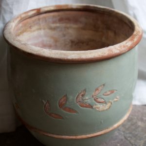 dealeuse-boutique-decoration-mobilier-luminaires-luminaire-vases-vase-lampes-lampe-laiton-marbre-vintage-paris-pot-terre-cuite-plante-interieur-exterieur-motif-blé