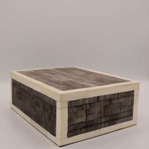 dealeuse-boutique-decoration-mobilier-luminaires-coupe-bougeoir
