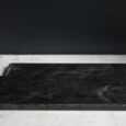 Planche en marbre noir