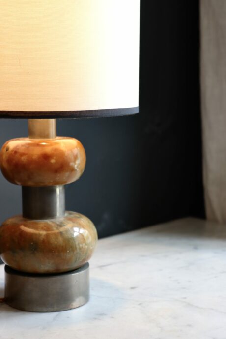 dealeuse-boutique-decoration-mobilier-luminaires-luminaire-vases-vase-lampes-lampe-laiton-marbre-vintage-paris-lampe-onyx