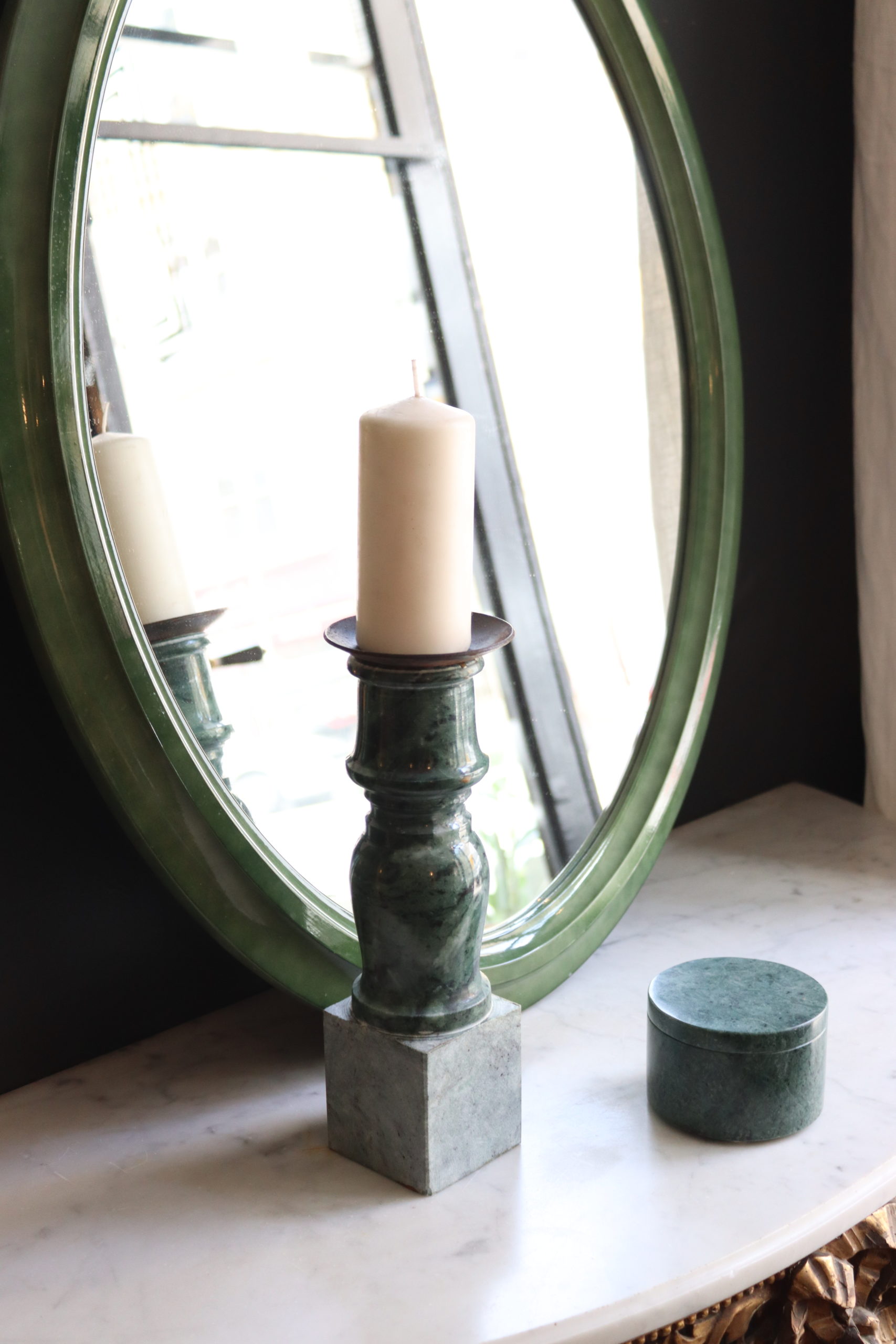 dealeuse-boutique-decoration-mobilier-marbre-vert-vintage-paris-bougeoir