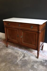 dealeuse-boutique-decoration-vintage-ancien-commode-bois-marbre