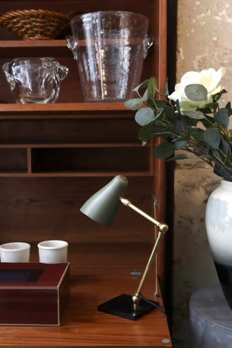 dealeuse-boutique-decoration-mobilier-luminaires-luminaire-vases-vase-lampes-lampe-laiton-marbre-vintage-paris-lampe