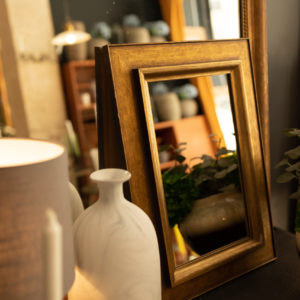 dealeuse-boutique-decoration-mobilier-luminaires-luminaire-vases-vase-lampes-lampe-laiton-marbre-vintage-paris