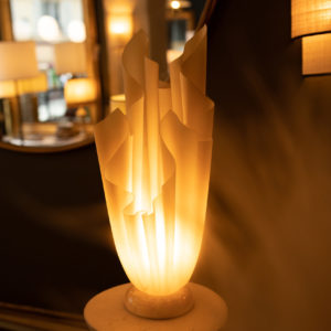 dealeuse-boutique-decoration-mobilier-luminaires-luminaire-vases-vase-lampes-lampe-laiton-marbre-vintage-paris