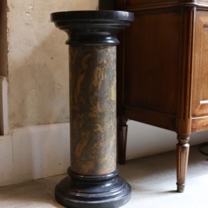 dealeuse-boutique-decoration-vintage-colonne-marbre-paris