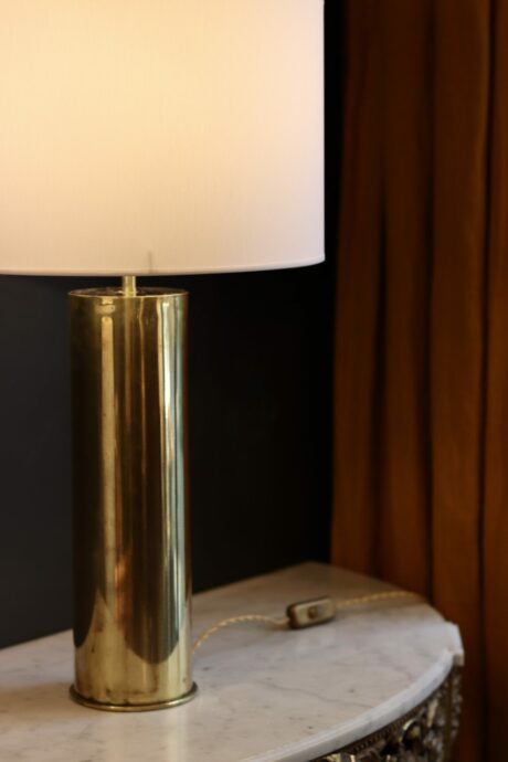 dealeuse-boutique-decoration-vintage-ancien-paris-luminaire-luminaires-lampe-douille-obus-laiton