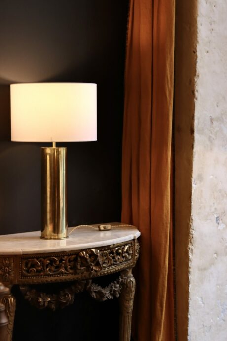 dealeuse-boutique-decoration-vintage-ancien-paris-luminaire-luminaires-lampe-douille-obus-laiton