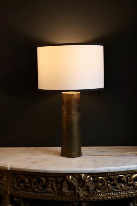 dealeuse-boutique-decoration-vintage-ancien-paris-luminaire-luminaires-lampe-douille-obus-laiton