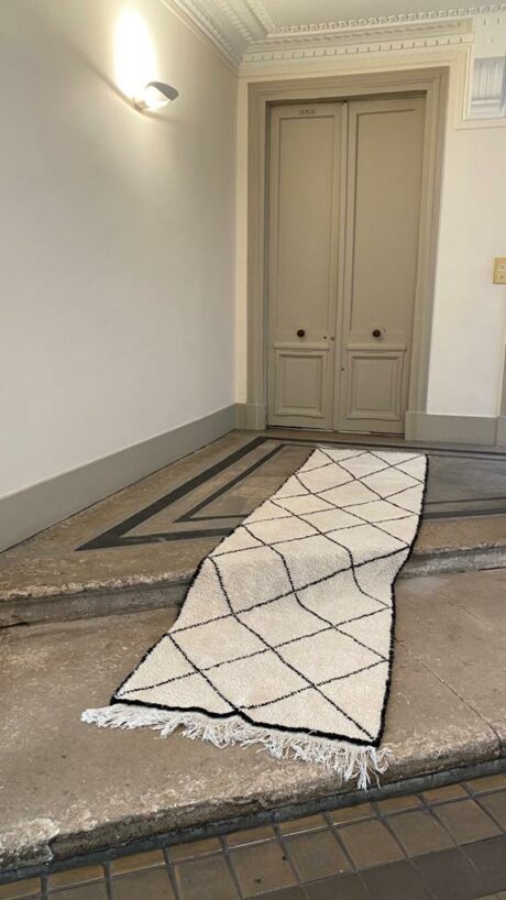 dealeuse-boutique-decoration-vintage-tapis-couloir-berbere