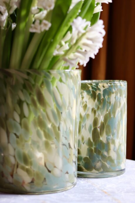 dealeuse-boutique-decoration-vintage-ancien-paris-vase-verre-bleu-vert
