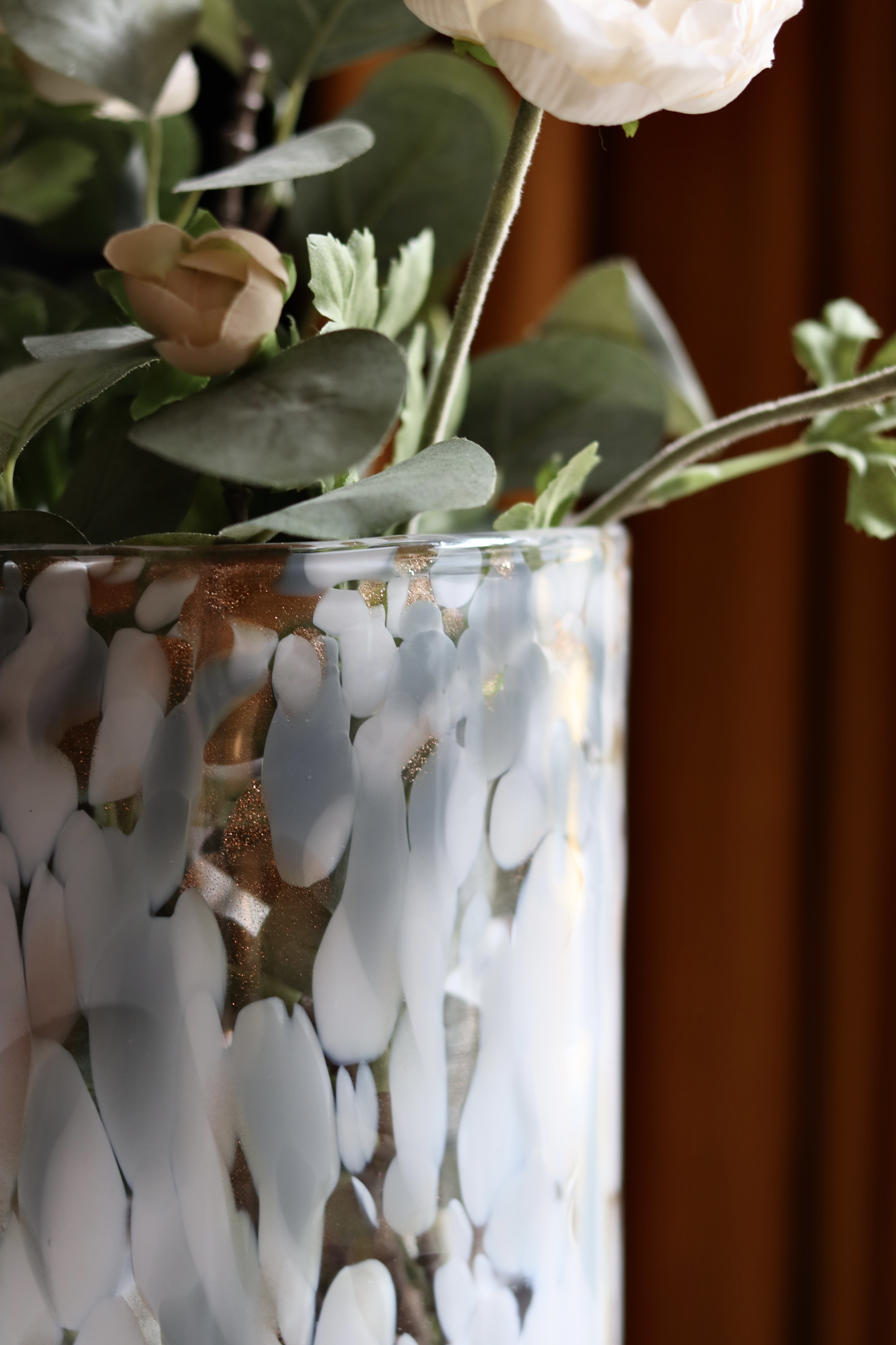 dealeuse-boutique-decoration-vintage-ancien-paris-vase-verre-bleu-vert