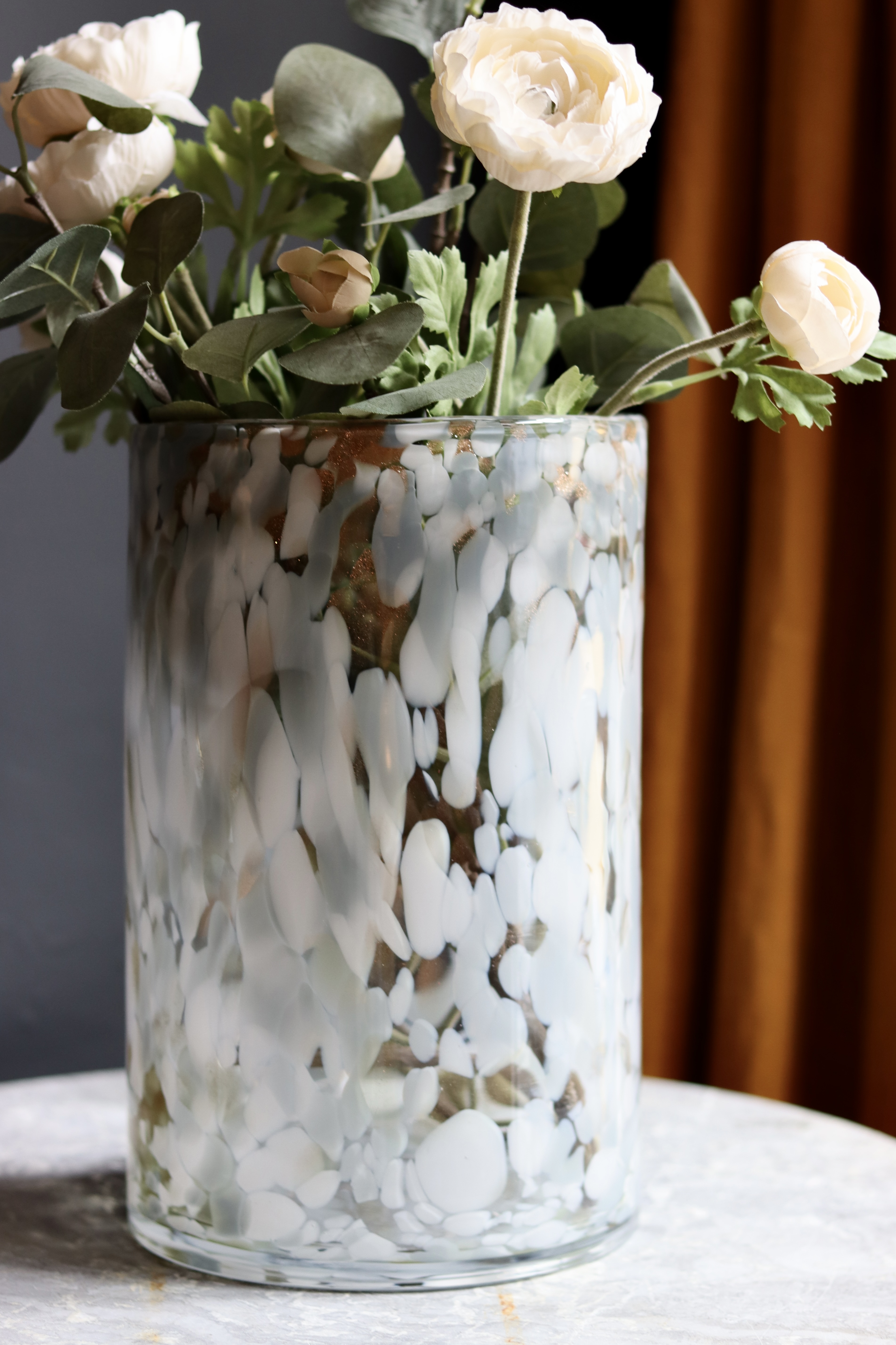 dealeuse-boutique-decoration-vintage-ancien-paris-vase-verre-bleu-vert