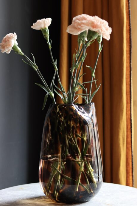 dealeuse-boutique-decoration-vintage-ancien-paris-vase-verre-leopard