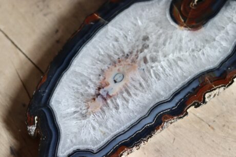 dealeuse-boutique-decoration-vintage-ancien-paris-agate-pierre