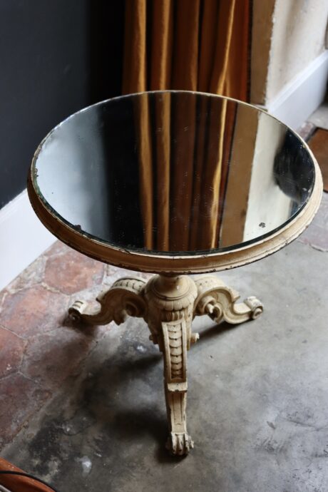 dealeuse-boutique-decoration-vintage-ancien-paris-mobilier-table-gueridon-bois-miroir