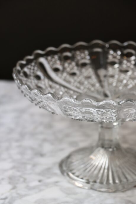 dealeuse-boutique-decoration-vintage-ancien-paris-verre-compotier