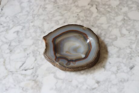 dealeuse-boutique-decoration-paris-vintage-agate-pierre-ancien