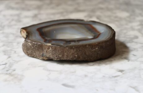 dealeuse-boutique-decoration-paris-vintage-agate-pierre-ancien