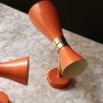 Applique diabolo orange, tige en laiton