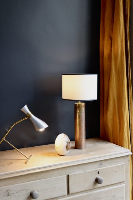 dealeuse-boutique-decoration-paris-vintage-lampe-luminaire-oeuf-marbre