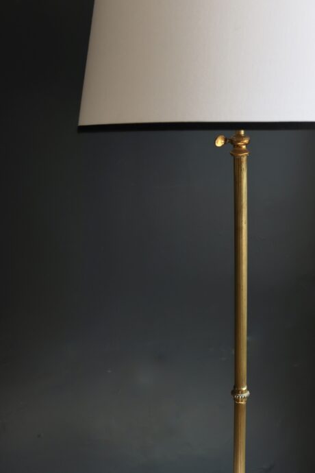 dealeuse-boutique-decoration-paris-vintage-lampadaire-luminaire-laiton