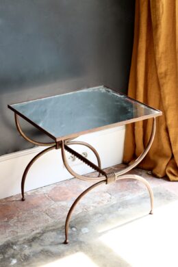 dealeuse-boutique-decoration-paris-vintage-mobilier-gueridon-verredealeuse-boutique-decoration-paris-vintage-mobilier-gueridon-verre