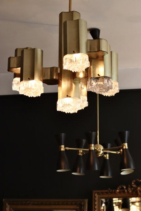 dealeuse-boutique-decoration-mobilier-luminaires-luminaire-lampe-laiton-vintage-paris-suspension-opaline-ancien