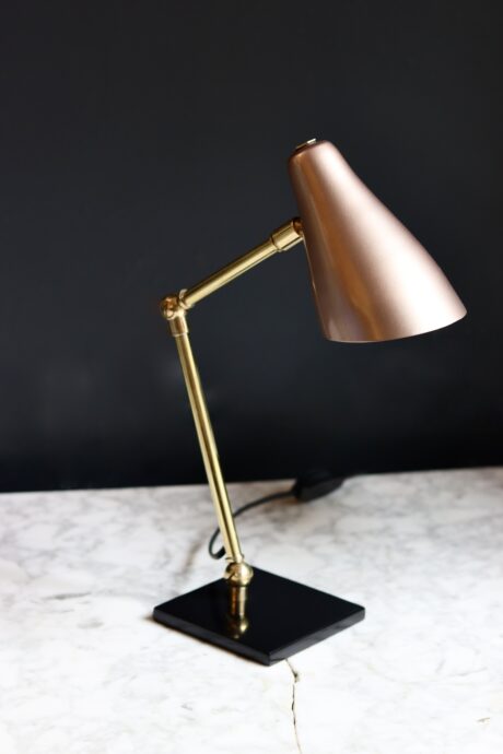 dealeuse-boutique-decoration-vintage-lampe-luminaire-articulée-laiton