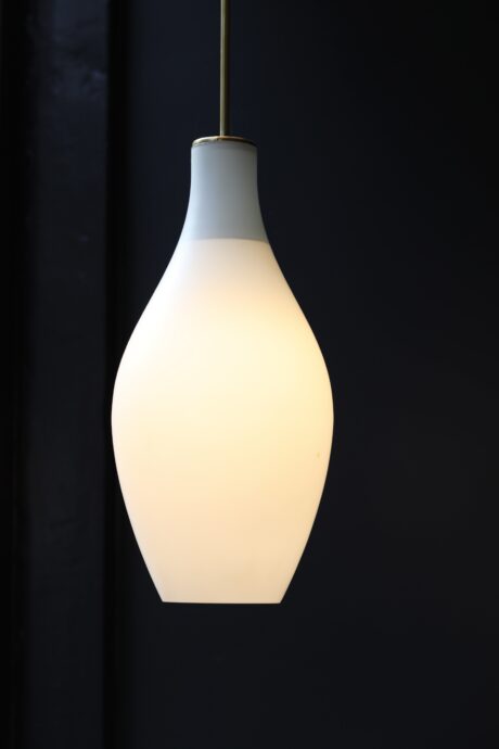 dealeuse-boutique-decoration-mobilier-luminaires-luminaire-lampe-laiton-vintage-paris-suspension-opaline-ancien
